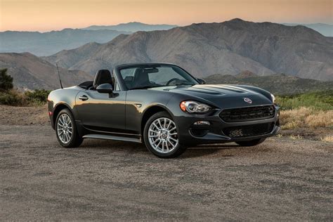 Fiat 124 spider 2018 photo