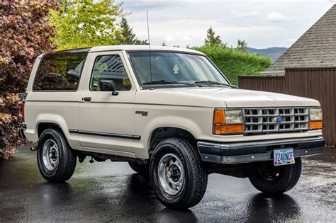 Ford Bronco ii 1989 photo