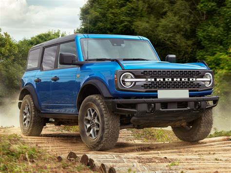 Ford Bronco photo