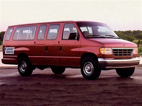 Ford Club wagon 1992 photo