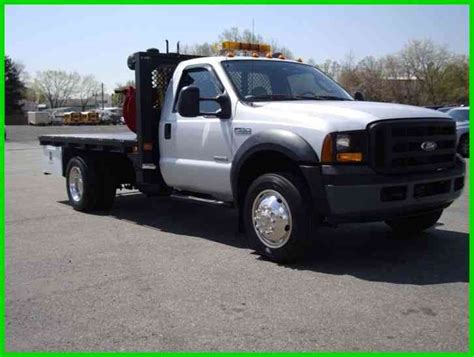 Ford E-550 2006 photo