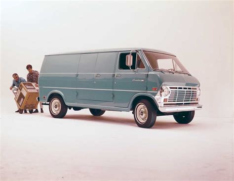 photo of Ford E300 car production