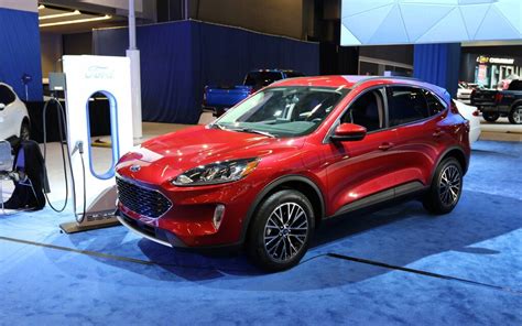 photo of Ford Escape phev car production