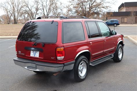 Ford Explorer 1998 photo