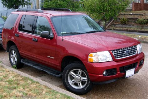 Ford Explorer 2005 photo