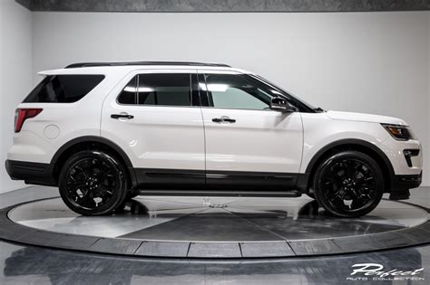 Ford Explorer 2019 photo