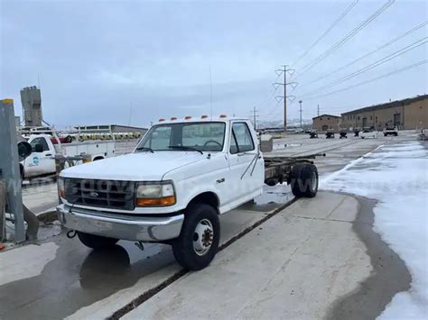 Ford F-450 sd 1993 photo