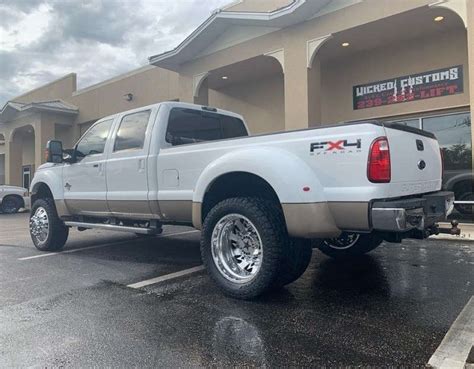 photo of Ford F-450 car production