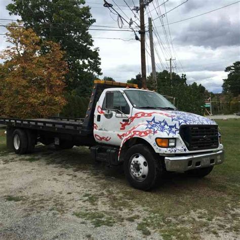 Ford F-650 2002 photo