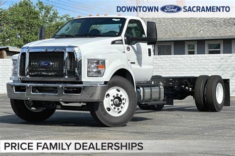 Ford F-650 sd 2015 photo