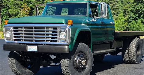 photo of Ford F600 car production