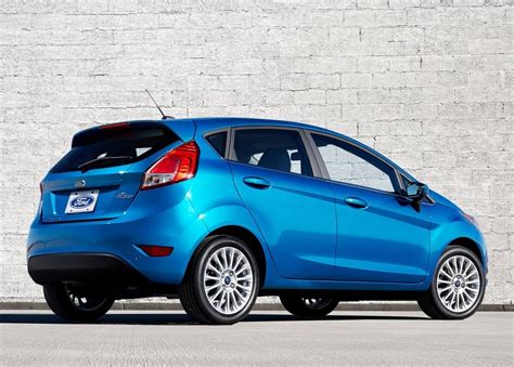 Ford Fiesta 2013 photo