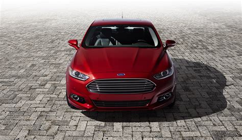 Ford Fusion 2013 photo