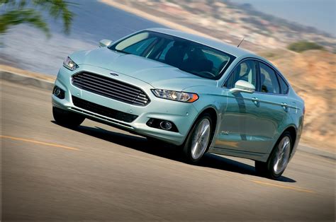 Ford Fusion hybrid 2012 photo