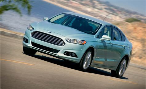 Ford Fusion hybrid 2013 photo