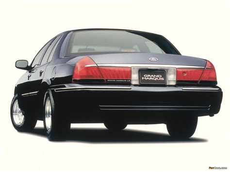 photo of Ford Grand marquis car production