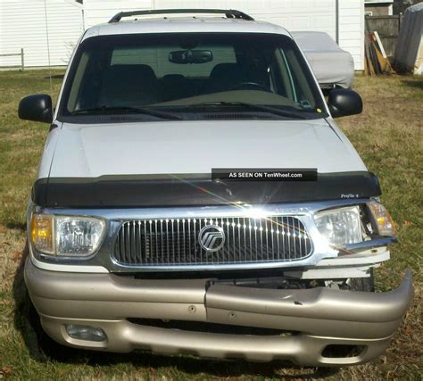 Ford Mountaineer 2000 photo