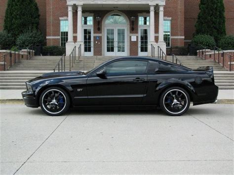 Ford Mustang 2006 photo