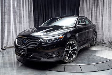 Ford Taurus sho