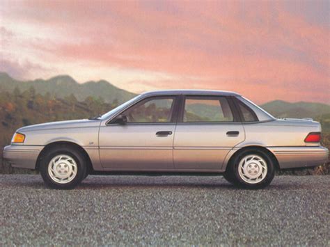 Ford Tempo 1993 photo