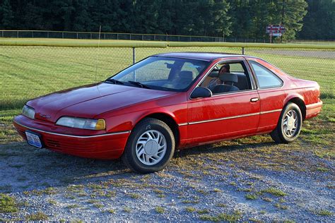 Ford Thunderbird 1991 photo