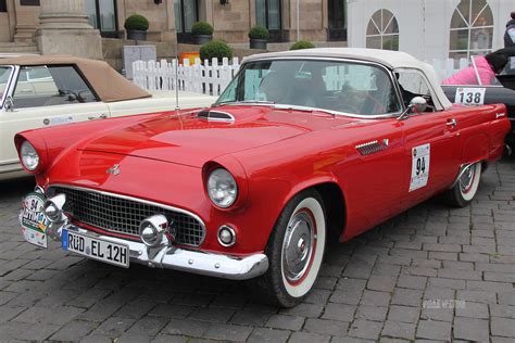 Ford Thunderbird photo