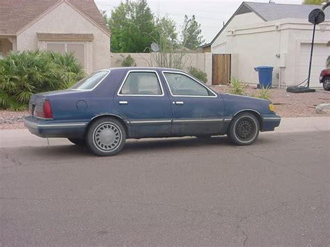 Ford Topaz 1987 photo