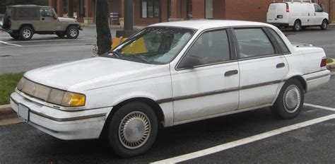 Ford Topaz 1992 photo