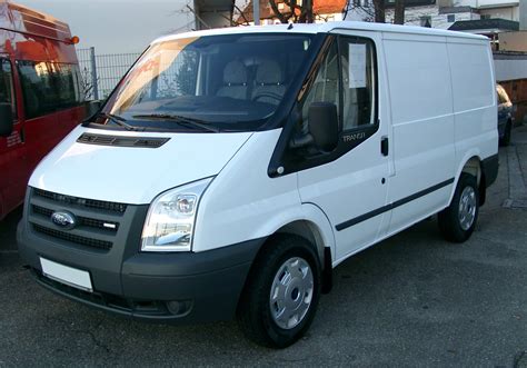 Ford Transit photo