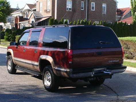 Gmc C1500 suburban 1998 photo