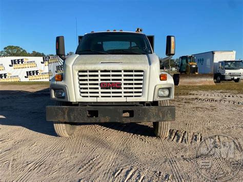 photo of Gmc C7 car production