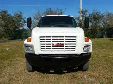 Gmc C7500 2003 photo