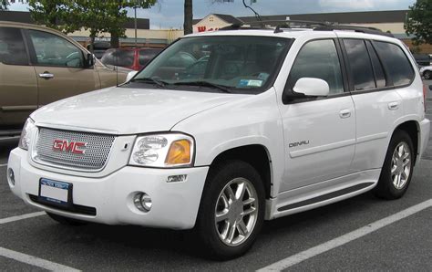 photo of Gmc Envoy denali car production