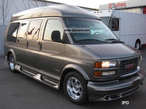 Gmc G van 2000 photo