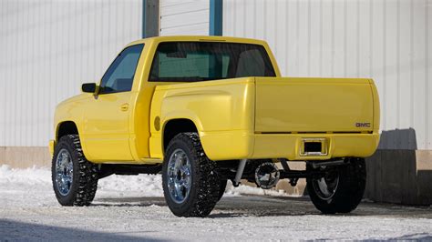 photo of Gmc K1500 car production