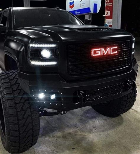 photo of Gmc Light truck car production