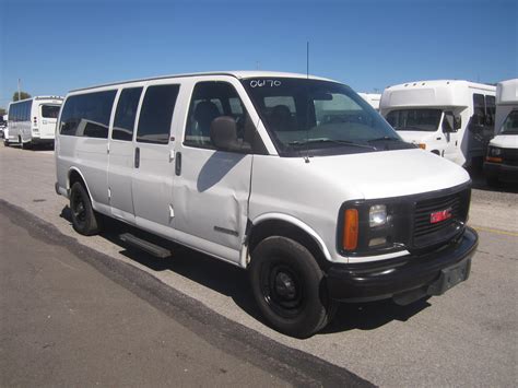 Gmc Savana 2001 photo