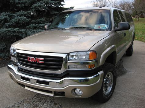 Gmc Sierra 2500 hd 2004 photo