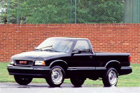 photo of Gmc Sonoma car production