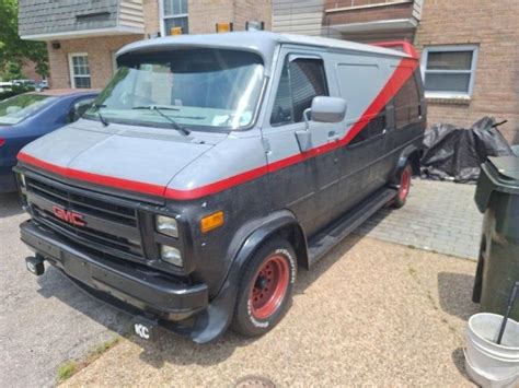 photo of Gmc Sport van car production