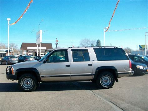 Gmc Suburban 1993 photo