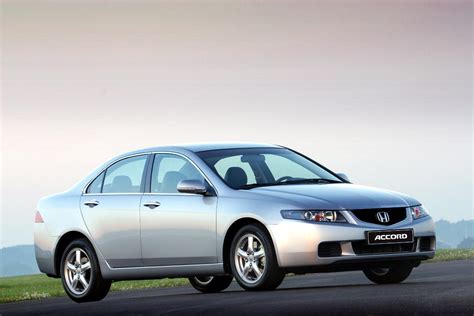 Honda Accord 2003 photo