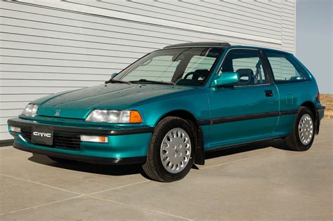 Honda Civic 1991 photo