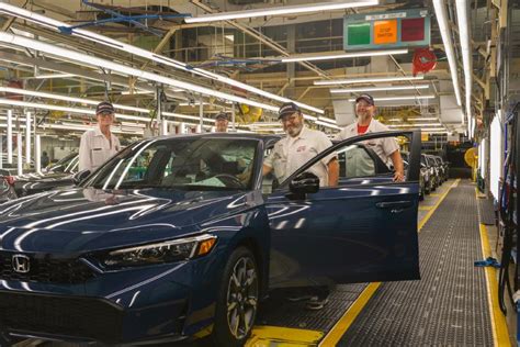 photo of Honda Civic hybrid car production