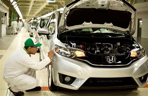 photo of Honda Fit car production