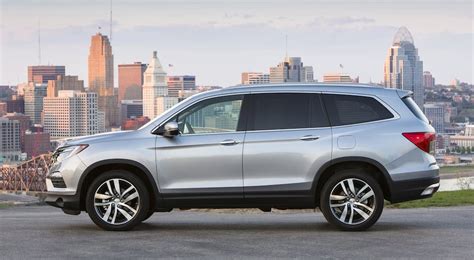 Honda Pilot 2017 photo