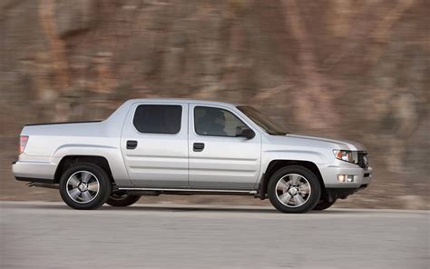 Honda Ridgeline 2013 photo