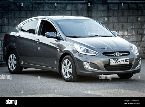 Hyundai Accent 1997 photo