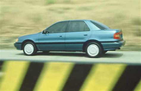 Hyundai Elantra 1992 photo