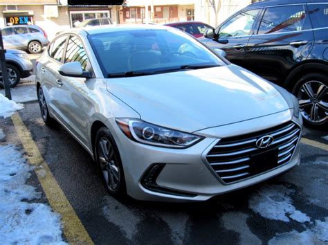 photo of Hyundai Elantra coupe car production